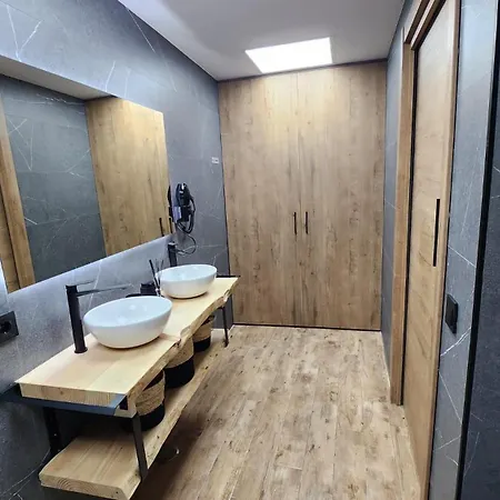 Bailén 3 Apartamento Caces